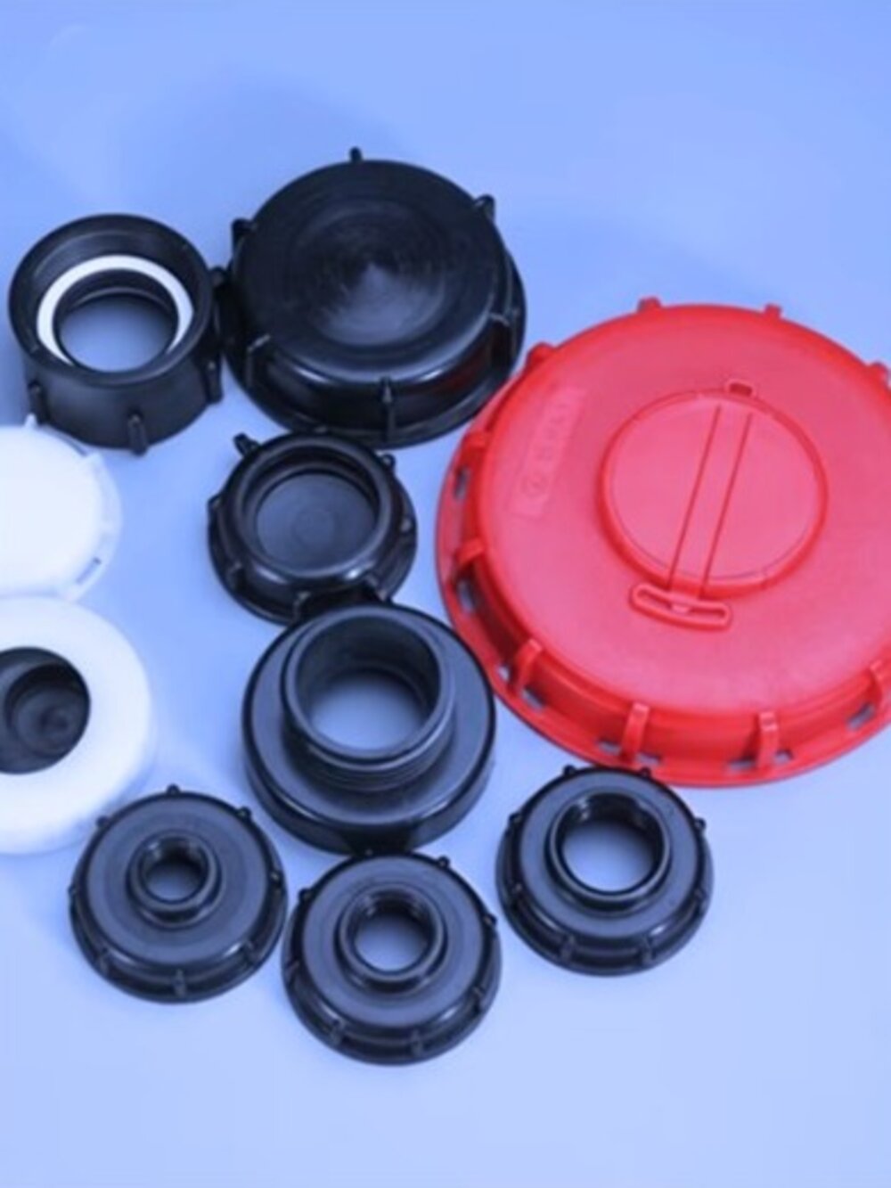 Válvulas y tapones para envases plásticos industriales